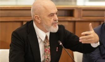 “Kemi rritjen më të madhe ekonomike në rajon”/ Rama: Sulmi ndaj bankave, skenar djallëzor. Zbulojmë të maskuarit përmes teknologjisë