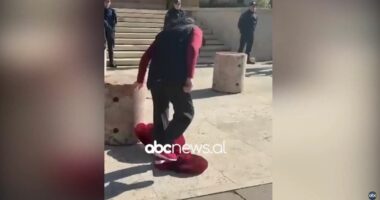Ftesa për dialog/ Rama poston videon: Studentë? JO! Pedagogë? JO! Po çfarë janë këta që duan vetëm rrëmujë?!