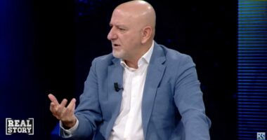“Macron, shkaktar për situatën në Francë”/ Bejko: Fitorja e Le Pen ndikon në integrimin e Shqipërisë në BE