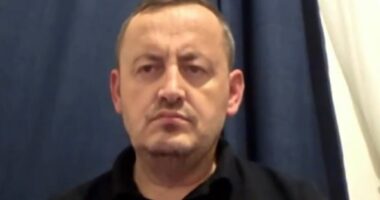 “Berisha prodhon vetëm dhunë”/ Mahmutaj: Saliu po tenton që t’ua vjedhë protestën qytetarëve