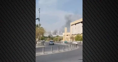 VIDEO/ Sulme të reja me raketa në aeroportin e Riadit