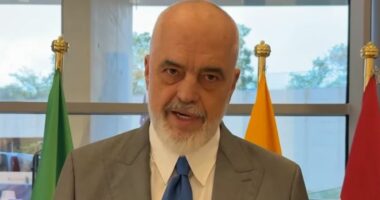 “Një tjetër kapitull u mbyll”/ Negociatat me BE, Rama: Nuk i ndahemi këtyre pa vendosur flamurin e Shqipërisë