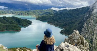 Media kanadeze: Shqipëria, sekreti i Ballkanit