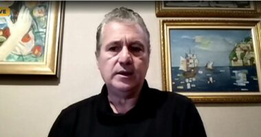 “Kaosi nuk pengon integrimin e Shqipërisë në BE”/ Protestat, Minxhozi: Një lëvizje e tjetërsuar nën petkun e studentëve