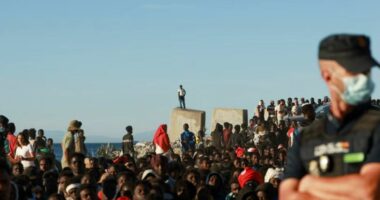 Spanja dëbon azilkërkuesit afrikanë dhe aziatikë në Marok
