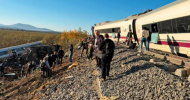 Përplasja e trenave në Spanjë/ Rëndohet bilanci, arrin në 68 numri i viktimave