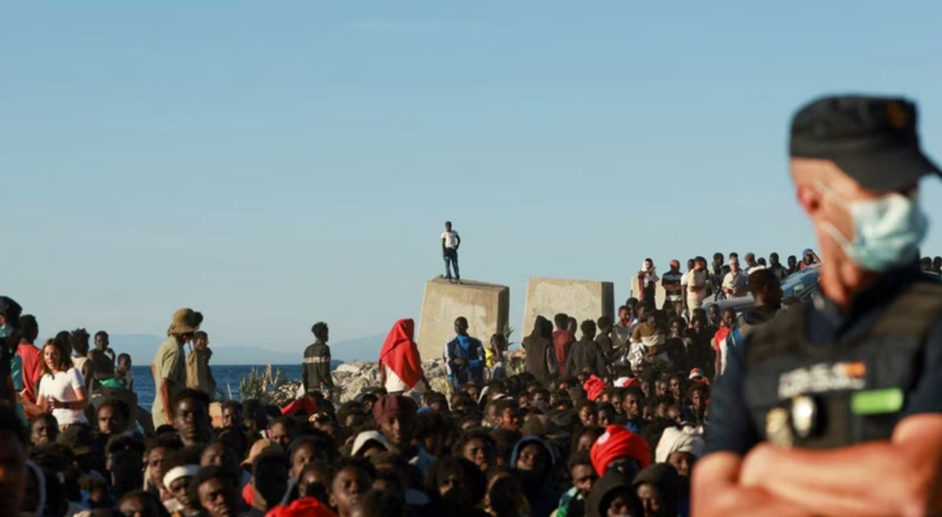 Spanja dëbon azilkërkuesit afrikanë dhe aziatikë në Marok