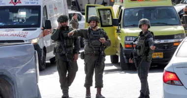 Izraeli mbyll kalimet tokësore me Bregun Perëndimor më 27 tetor