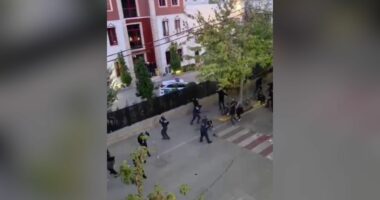 Kapet autori i sulmit mbi komisariat/ 33-vjeçari, mund të dënohet edhe nga neni i armëve