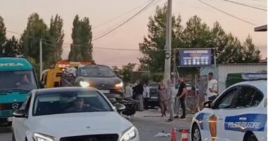 Aksident i dyfishtë në Tapizë-Fushë Krujë/ Humb jetën 22-vjeçari egjiptian
