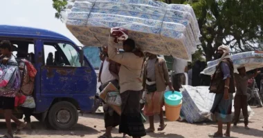 UNHCR: Mbi 250 mijë të zhvendosur në Jemen që nga gushti, luftimet përshkallëzohen