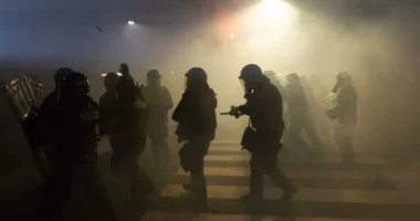 Itali, qeveria miraton dërgimin e 500 trupave policore në Milano pas protestave të dhunshme