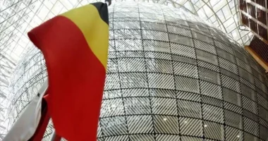 Industria belge po operon me kapacitetin më të ulët që nga kriza e Covid-19