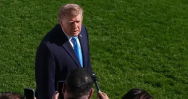 Trump: Do të fillojnë kërkime të mëdha për naftë, gaz dhe minerale në Groenlandë