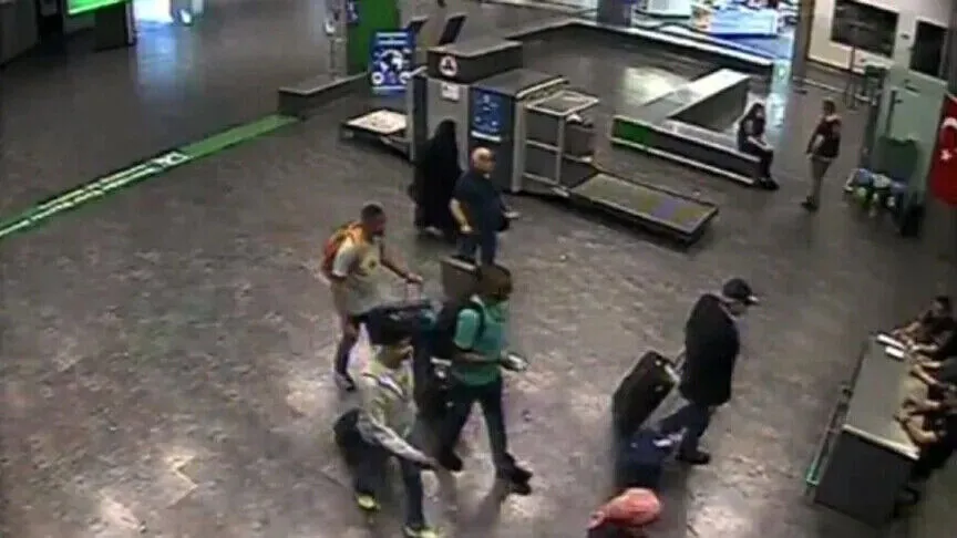 Sulmi në aeroportin e Arabisë Saudite  12 të vdekur dhe mbi 300 të plagosur