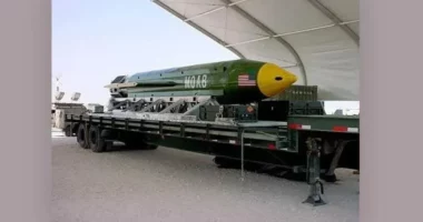CNN: SHBA po shqyrton përdorimin e “nënës” së të gjitha bombave kundër Iranit