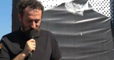 Protesta në Prishtinë/ Protestuesit kërkojnë miratimin e ligjit për dhomat speciale në Hagë