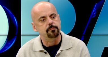 “Po i frikësohen një Shqipërie europiane”/ Protesta, Rexhaj: Duke shkaktuar kaos, po tentojnë të shtyjnë integrimin