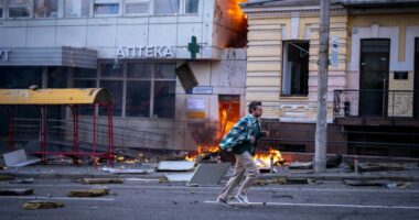 Moska dhe Kievi shkëmbejnë sulme pas takimeve me të dërguarin amerikan, 7 të vdekur në Ukrainë