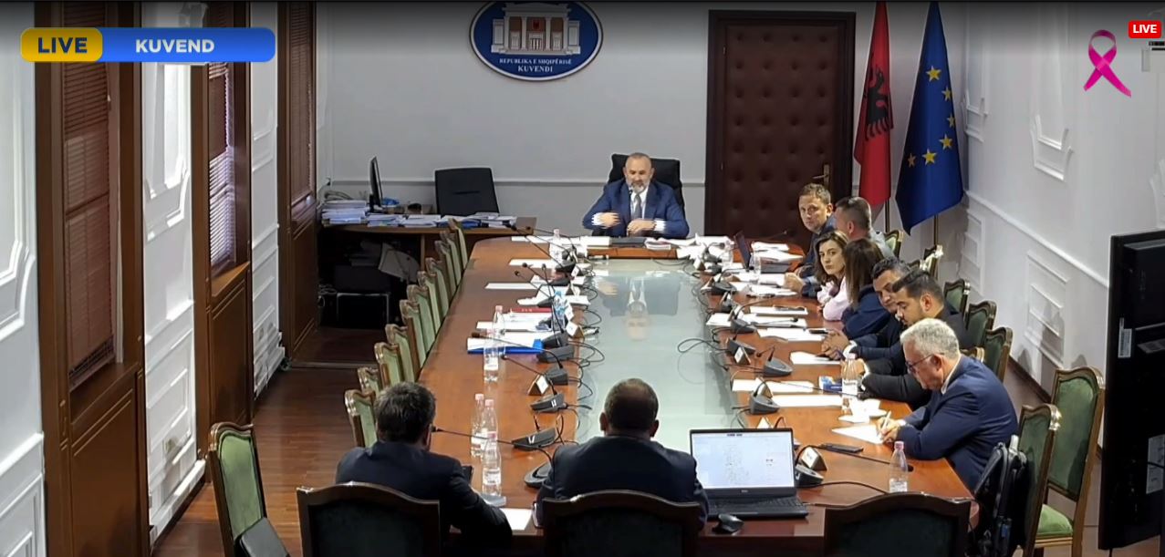 Miratohet ndarja e re e Bashkive/ Komisioni i Ligjeve miraton projektligjin, të enjten në seancë