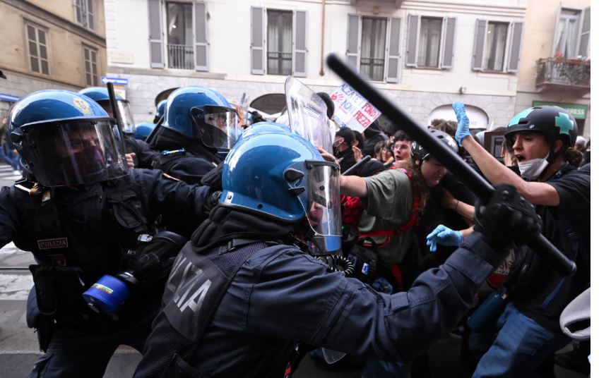 Kaos në Milano  160 të arrestuar në katër orë  Protestuesit thyen dyqanet e plaçkitën qytetin