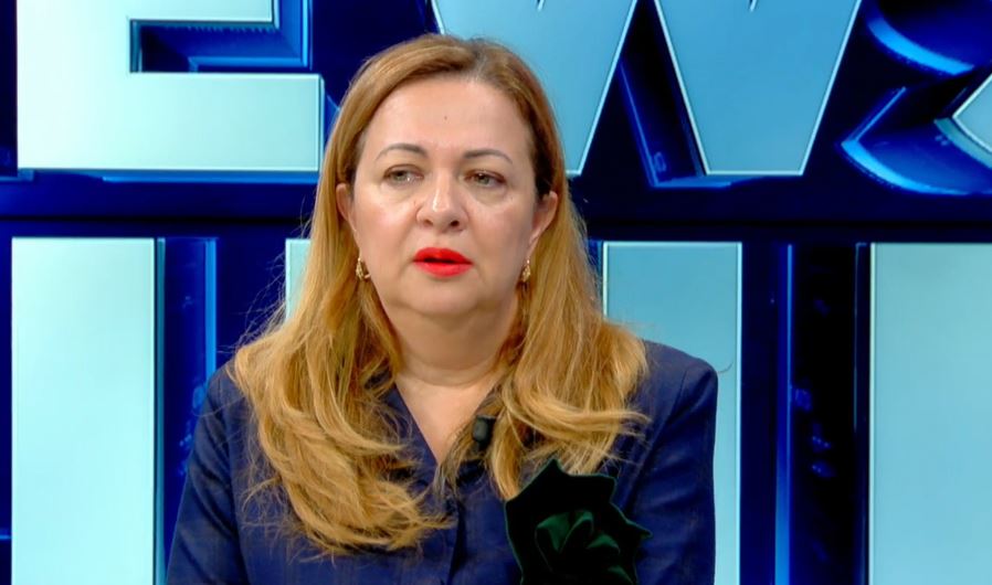 Foto nga burimi: “Dialogu është zgjidhje, jo dhuna”/ Zv.ministrja Osmani: Shkollat po frekuentohen, garantojmë proces mësimor të sigurt