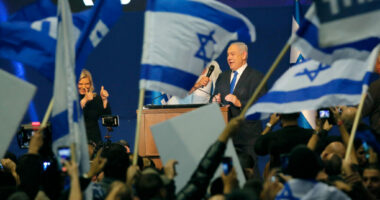 Zgjedhjet në Izrael, kryeson…Netanyahu/ Numërohen mbi 85 përqind të votave, merr 53 mandate, por nuk arrin shumicën