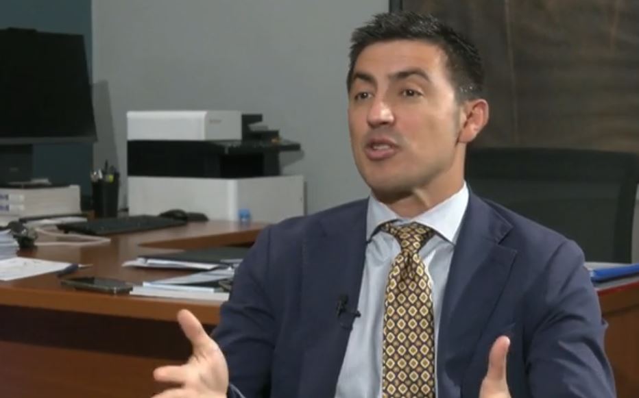 “Rritja ekonomike, për t’u vlerësuar, por duhet kujdes”, Yzeiraj: Në fokus, çmimi i hidrokarbureve